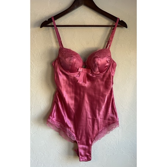 Victorias Secret Very Sexy 100% Silk Teddy Bodysuit NWT 36B Lace Pink Bow Y2K